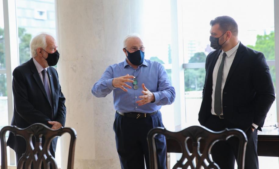 Zonta recebe medalha do Mérito da Casa Militar do Paraná