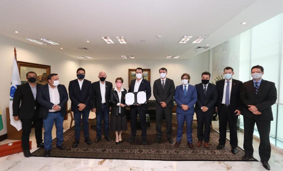 Ambev anuncia R$ 385 milhões para ampliar produção de cervejas puro malte no Paraná