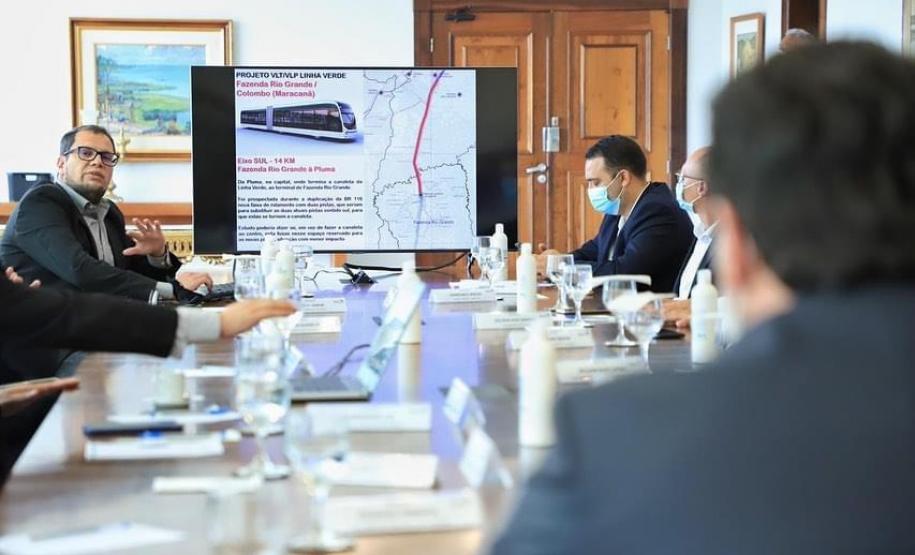 Governo busca soluções de mobilidade para a Grande Curitiba e Cascavel