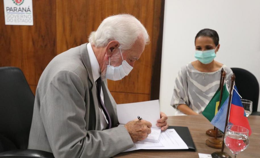 Nova embaixadora do Haiti visita o Paraná