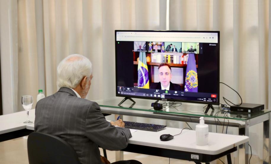 Fórum de Governadores discute saúde, auxílio e tributação