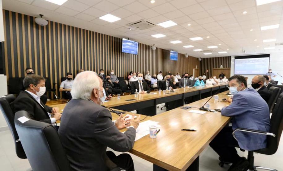 Governo instala representação da Invest Paraná em Cascavel e Foz