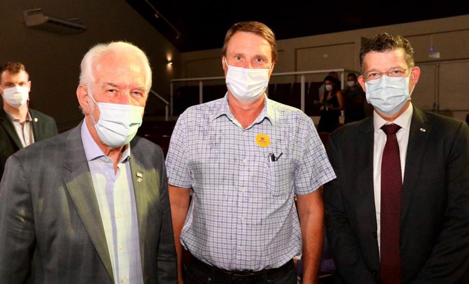 Invest Paraná atuará para atração de novos negócios à RMC