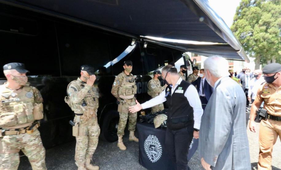 Ministro da Justiça vem ao Paraná conhecer ações da Segurança  Vice- Governador Darci Piana acompanhou André Mendonça em  São José dos Pinhais para conhecer algumas ações da Secretaria de Estado na região e para o lançamento da Operação Independência  O vice-governador Darci Piana acompanhou o ministro da Justiça e Segurança Pública, André Mendonça, em São José dos Pinhais, na Região Metropolitana de Curitiba, para conhecer de perto algumas ações da Secretaria de Estado da Segurança Pública na região e para