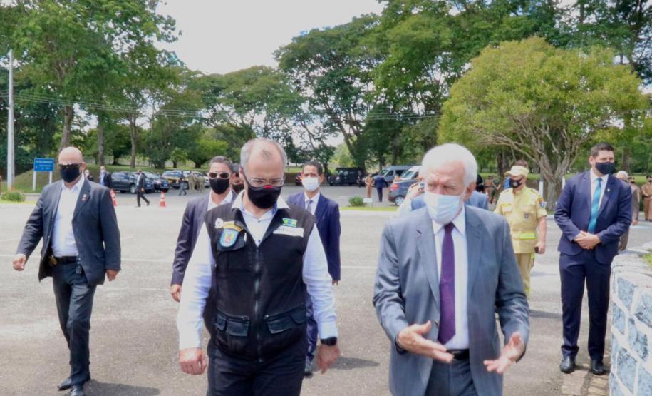 Ministro da Justiça vem ao Paraná conhecer ações da Segurança  Vice- Governador Darci Piana acompanhou André Mendonça em  São José dos Pinhais para conhecer algumas ações da Secretaria de Estado na região e para o lançamento da Operação Independência  O vice-governador Darci Piana acompanhou o ministro da Justiça e Segurança Pública, André Mendonça, em São José dos Pinhais, na Região Metropolitana de Curitiba, para conhecer de perto algumas ações da Secretaria de Estado da Segurança Pública na região e para