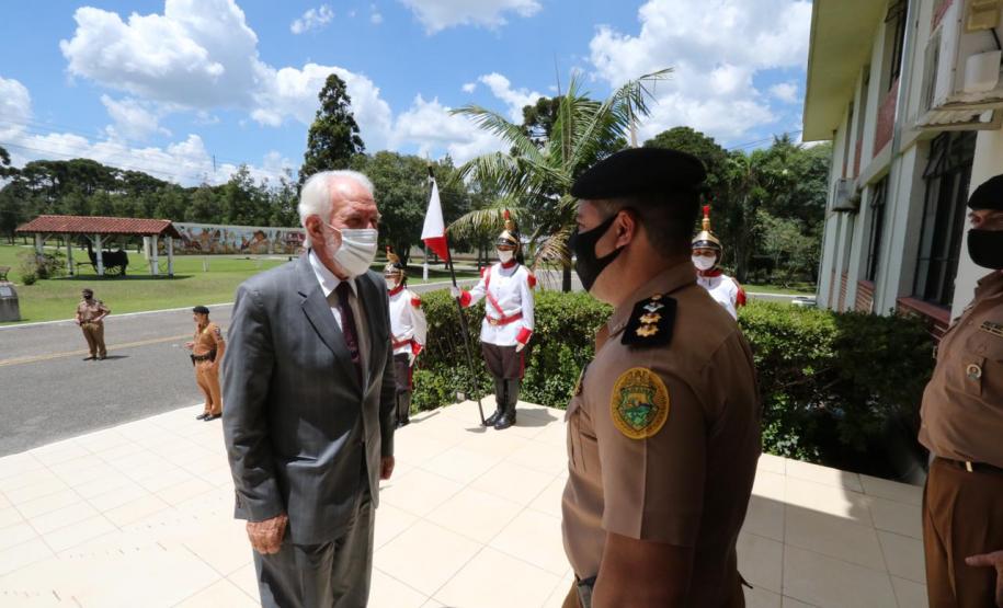 Ministro da Justiça vem ao Paraná conhecer ações da Segurança  Vice- Governador Darci Piana acompanhou André Mendonça em  São José dos Pinhais para conhecer algumas ações da Secretaria de Estado na região e para o lançamento da Operação Independência  O vice-governador Darci Piana acompanhou o ministro da Justiça e Segurança Pública, André Mendonça, em São José dos Pinhais, na Região Metropolitana de Curitiba, para conhecer de perto algumas ações da Secretaria de Estado da Segurança Pública na região e para