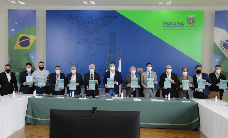 Governo e Assembleia lançam programa de R$ 500 milhões para os municípios