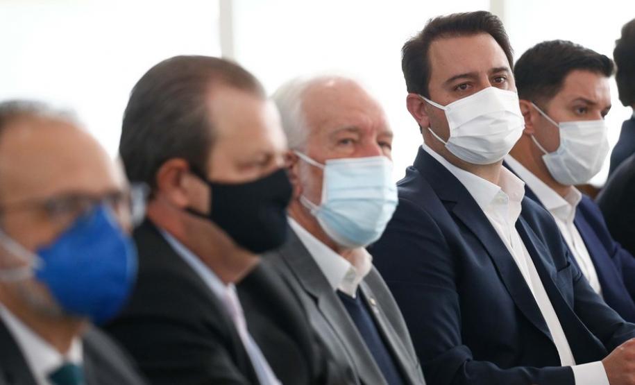 Governo libera quase R$ 1 milhão para projeto da UEL de apoio à região de Londrina e pesquisa da seda