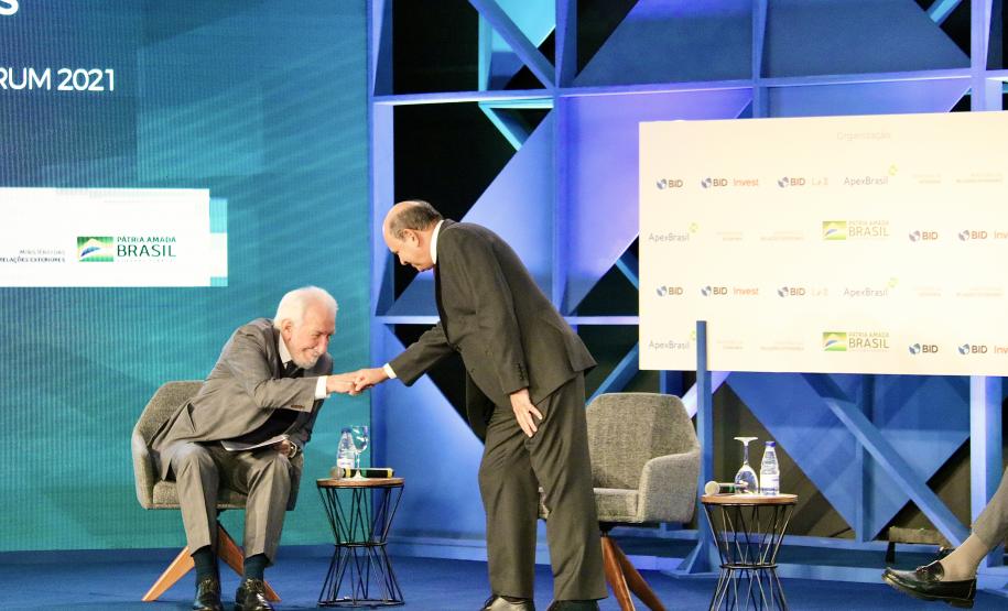 Vice-governador apresenta desenvolvimento da infraestrutura paranaense em evento internacional de atração de investimentos