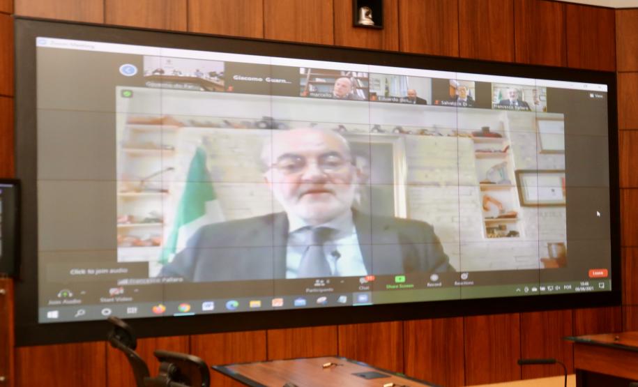 Paraná e Itália discutem oportunidades de negócios e parcerias