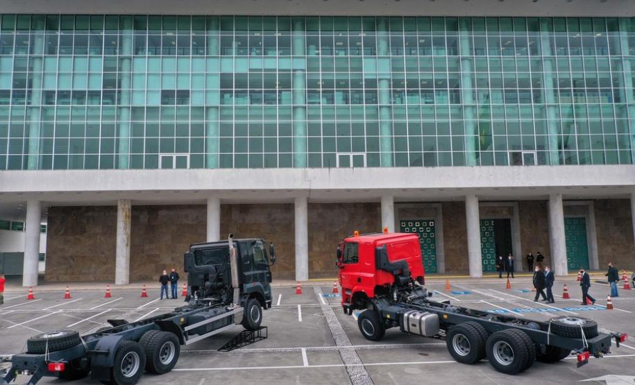 TatraBras apresenta modelos de caminhões que serão fabricados no Paraná