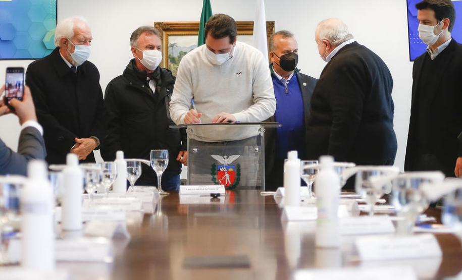 Revitalização urbana vai beneficiar 869 famílias de favelas de Curitiba e São José dos Pinhais