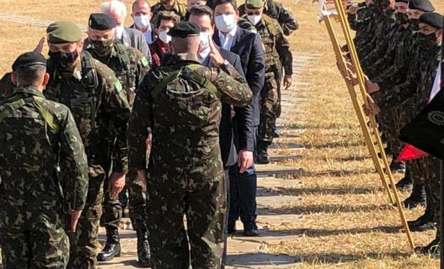 “O Paraná tem o melhor projeto para o Exército”, diz governador sobre Escola de Sargentos