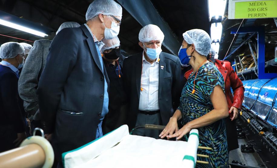 Em Londrina, Darci Piana reforça apoio do Estado à cadeia produtiva da seda