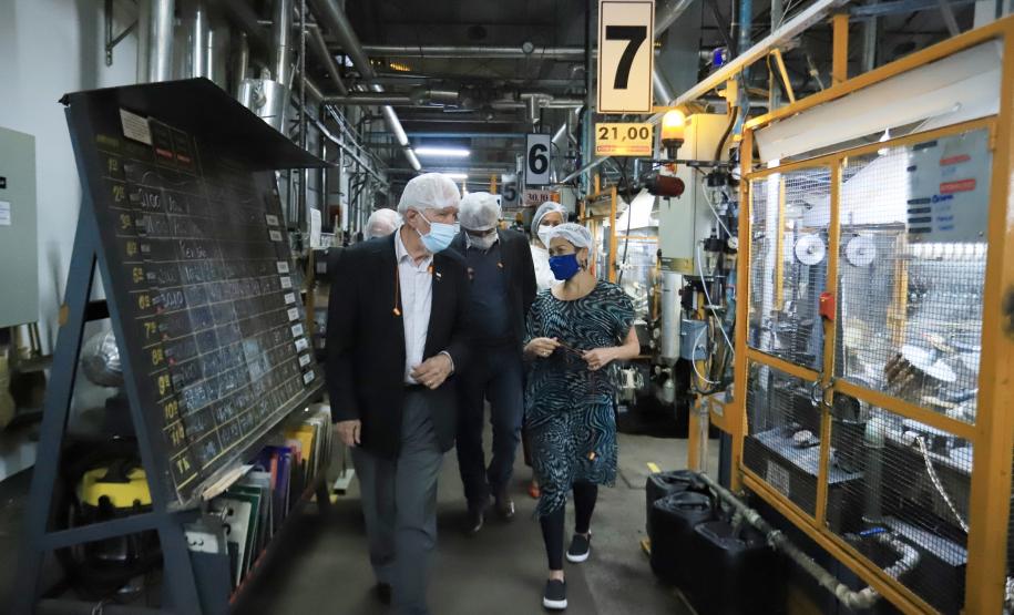 Em Londrina, Darci Piana reforça apoio do Estado à cadeia produtiva da seda