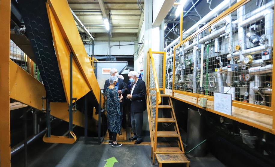 Em Londrina, Darci Piana reforça apoio do Estado à cadeia produtiva da seda