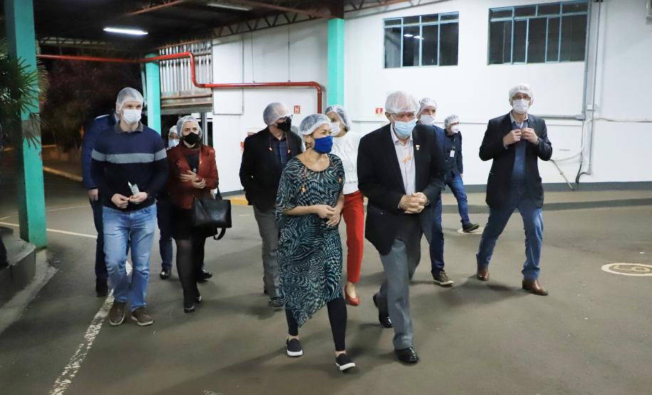 Em Londrina, Darci Piana reforça apoio do Estado à cadeia produtiva da seda