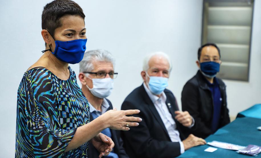 Em Londrina, Darci Piana reforça apoio do Estado à cadeia produtiva da seda