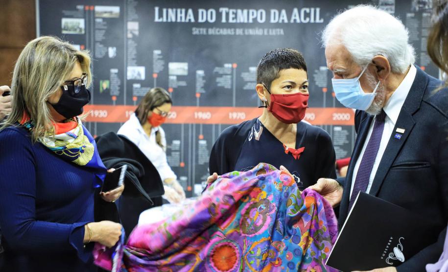 Governo anuncia criação do Palácio da Seda para agregar moda, turismo e cultura