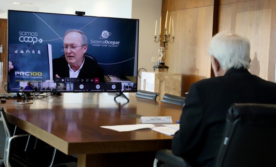 Estado reforça compromisso com as cooperativas, que investirão R$ 30,3 bilhões no Paraná até 2026