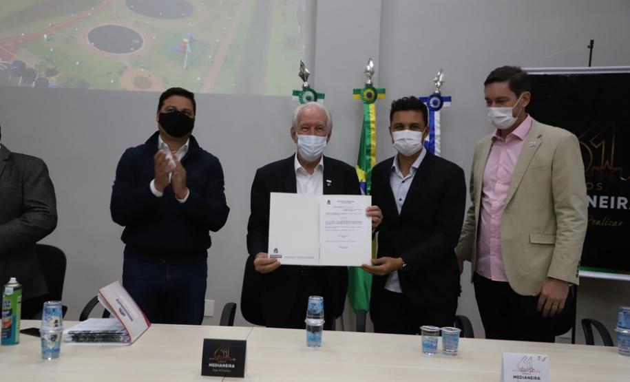 Em Medianeira, Estado anuncia retomada da obra do Centro de Educação Profissional