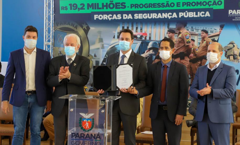 Governador autoriza promoções e progressões a 9.860 profissionais da Segurança Pública