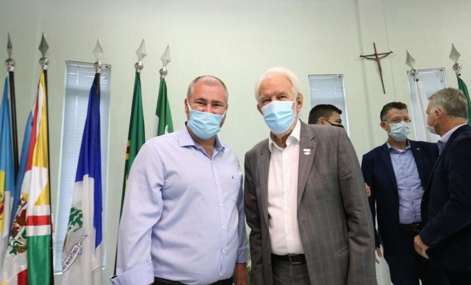 Em Irati, vice-governador destaca investimentos no Paraná a prefeitos do Centro-Sul