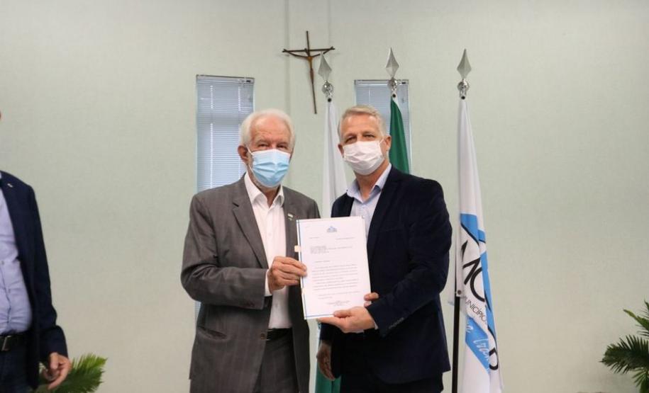 Em Irati, vice-governador destaca investimentos no Paraná a prefeitos do Centro-Sul