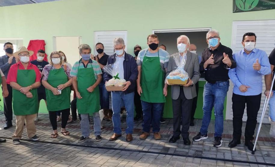 Com recursos do Estado, Mangueirinha implanta feira do produtor e impulsiona agricultura