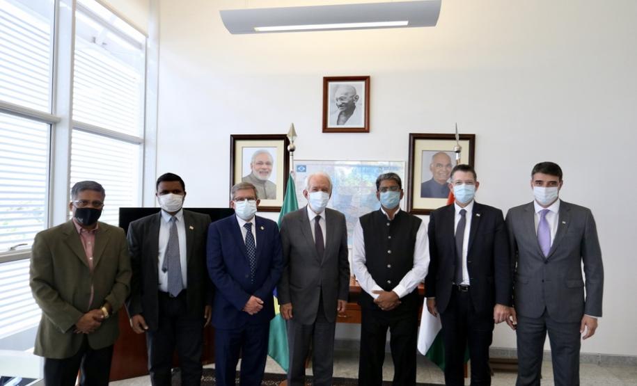 Em Brasília, vice-governador pleiteia participação do Paraná na COP26