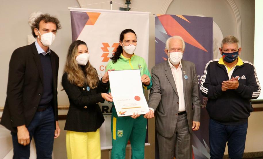 Governo do Paraná realiza evento para homenagear atletas Olímpicos e Paralímpicos