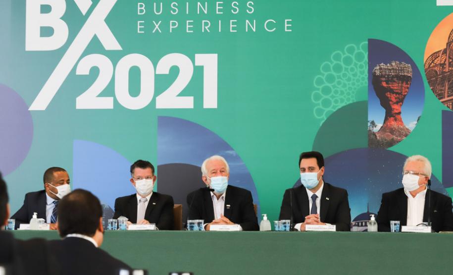 Paraná lança missão internacional que vai a Dubai apresentar Estado e atrair novos investimentos