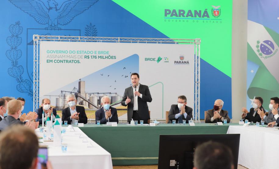 BRDE libera R$ 176 milhões em financiamento para melhorias em cooperativas paranaenses