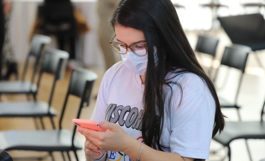 Com plataforma digital, programa Inglês Paraná facilita aprendizado do idioma na rede estadual