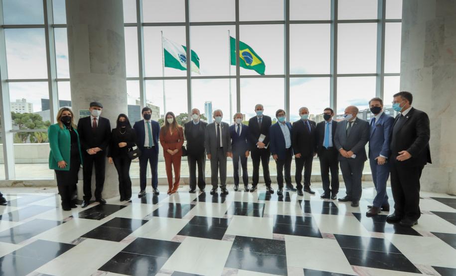 Paraná e Israel assinam cooperação para intercâmbios de tecnologia e agroecologia