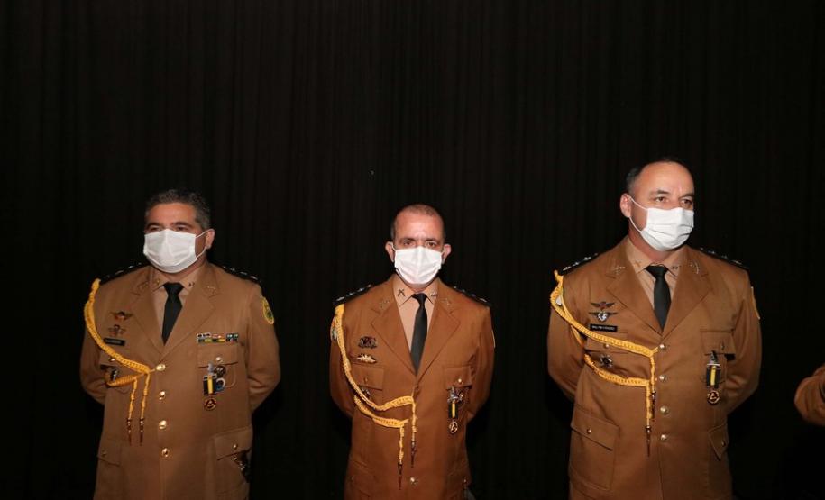 Com entrega de medalhas a autoridades civis e militares, Polícia Rodoviária comemora 57 anos