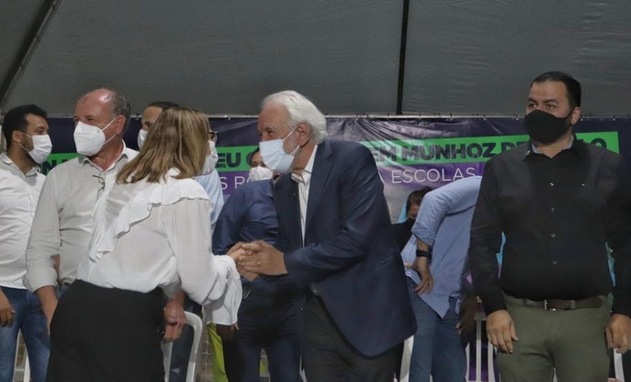 Moradores de Munhoz de Mello recebem nova unidade do programa Meu Campinho