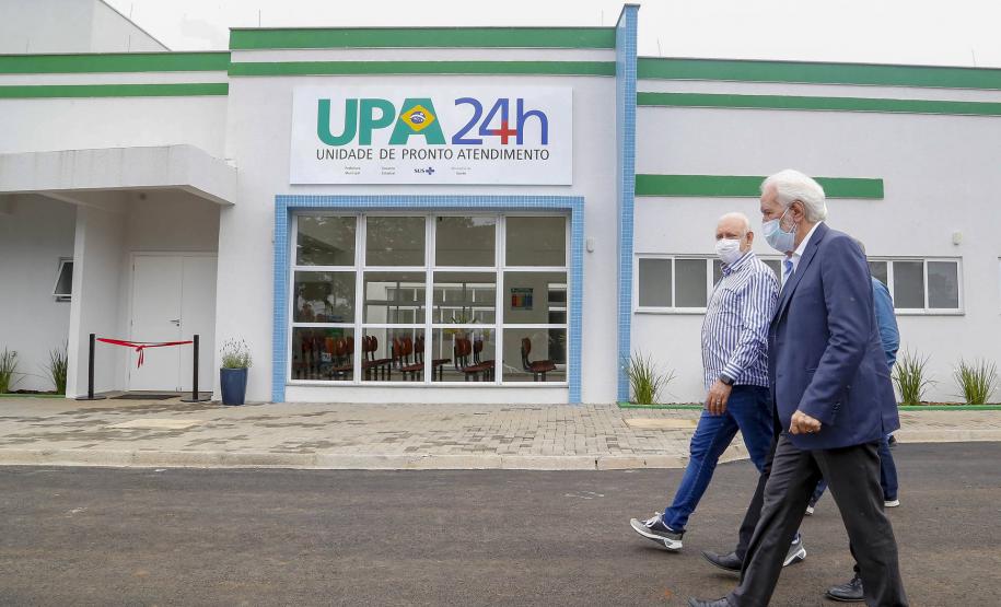 Piana inaugura UPA de Palmas, que recebeu R$ 837 mil do Estado em equipamentos
