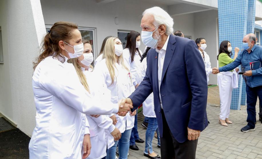 Piana inaugura UPA de Palmas, que recebeu R$ 837 mil do Estado em equipamentos