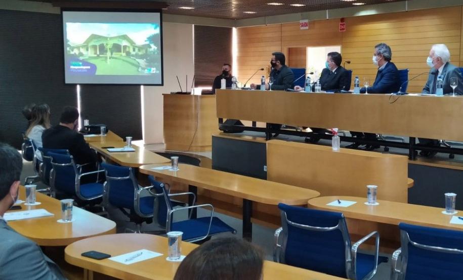 Governo apresenta detalhes da proposta de concessão do Parque Estadual do Guartelá, em Tibagi