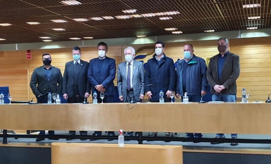 Governo apresenta detalhes da proposta de concessão do Parque Estadual do Guartelá, em Tibagi