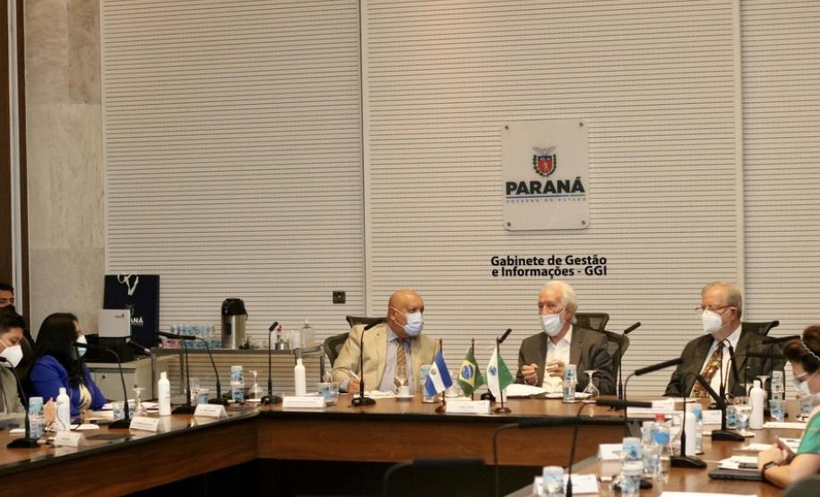 Parcerias e investimentos pautam encontro do vice-governador com cônsul-geral do Japão