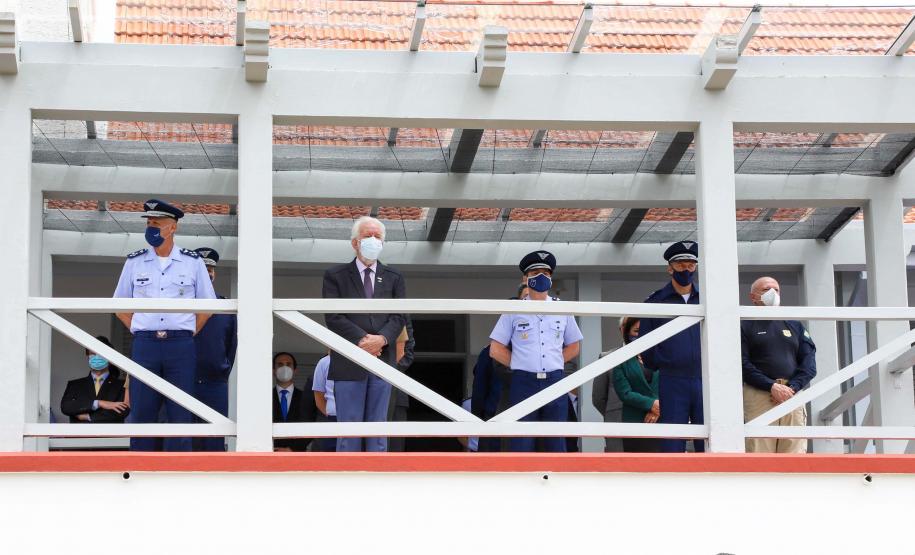 Vice-governador prestigia a passagem de comando do Cindacta II, em Curitiba