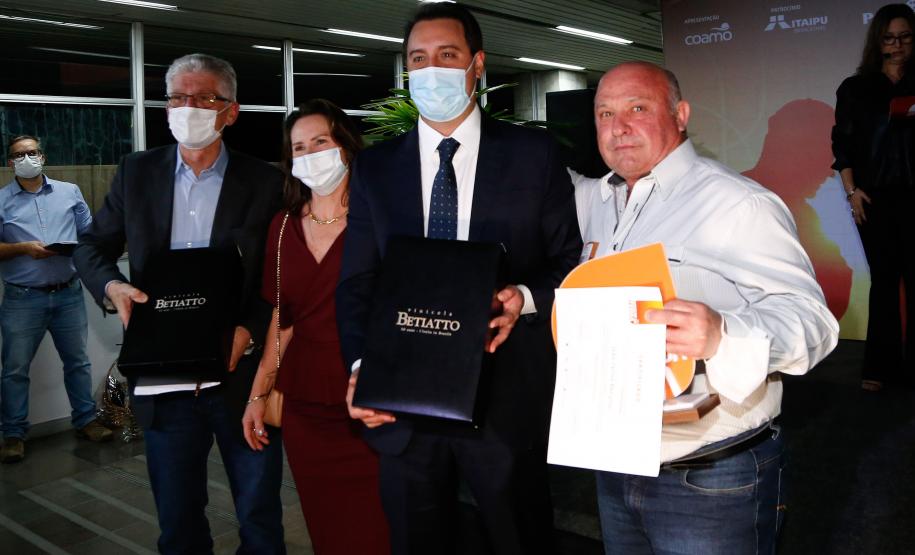 Governador destaca força do agronegócio paranaense no 1º Prêmio Orgulho da Terra