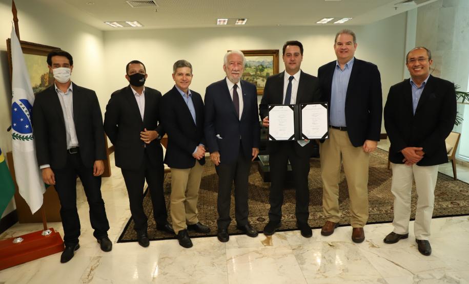 Com apoio do Estado, DAF confirma investimento de R$ 395 milhões em Ponta Grossa