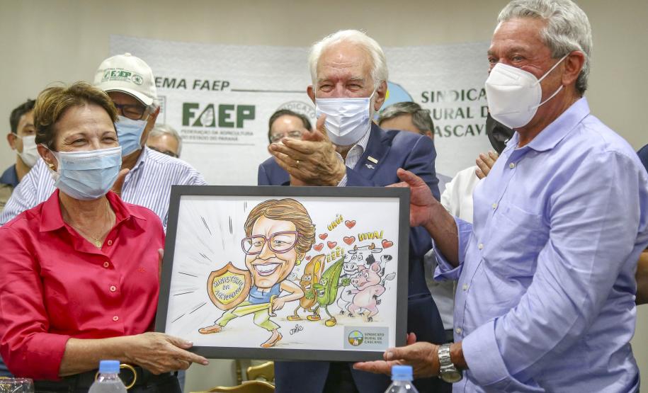 Ministério da Agricultura e Estado avaliam efeitos da estiagem e apoiam produtores do Paraná