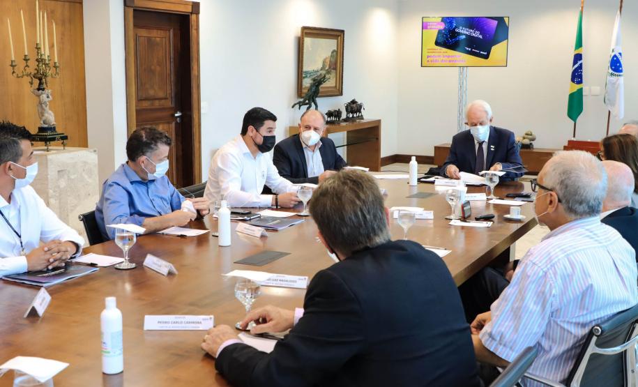 Celepar lança e-book sobre novas estratégias de governo digital com foco na melhoria dos serviços públicos