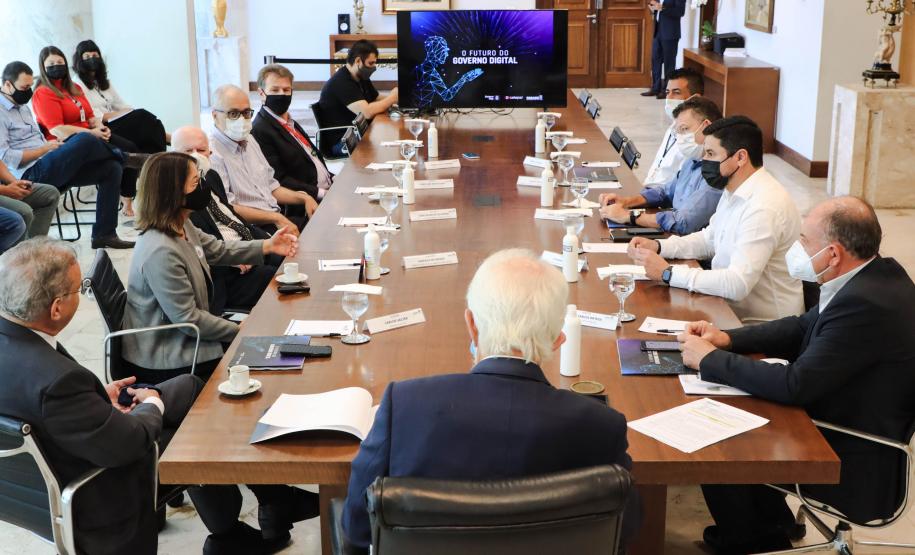 Celepar lança e-book sobre novas estratégias de governo digital com foco na melhoria dos serviços públicos