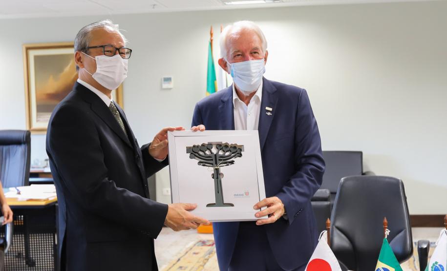 Vice-governador recebe novo presidente da Sumitomo e conhece plano de investimento de R$ 1 bilhão