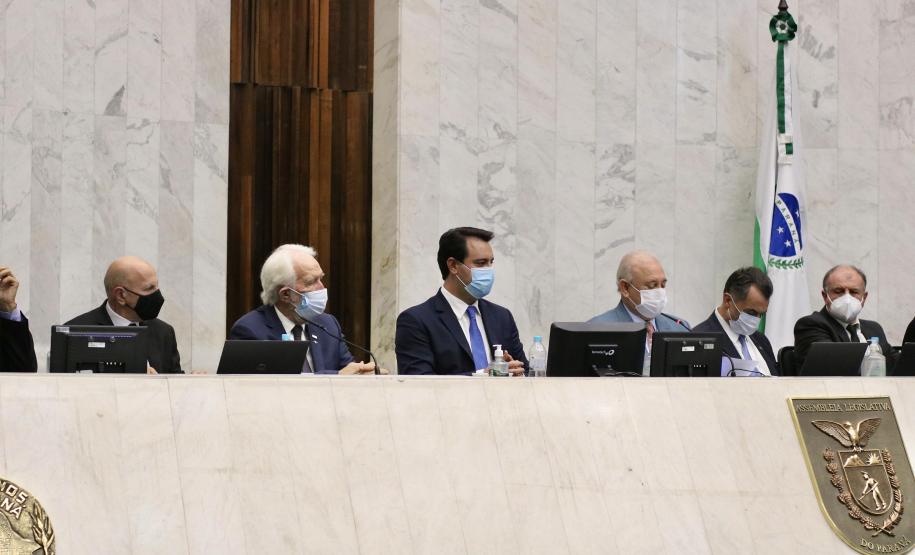 Na Assembleia, governador destaca projetos de infraestrutura que vão transformar o Paraná